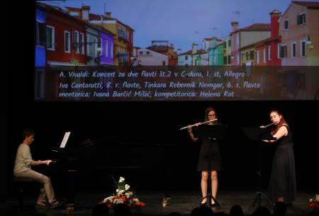 KONCERT ABSOLVENTOV GLASBENE ŠOLE 47 FOTO LJUBO VUKELIČ